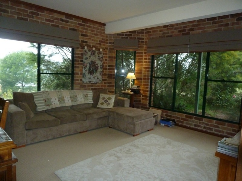 4 Eskdale Park Drive, Seaham NSW 2324