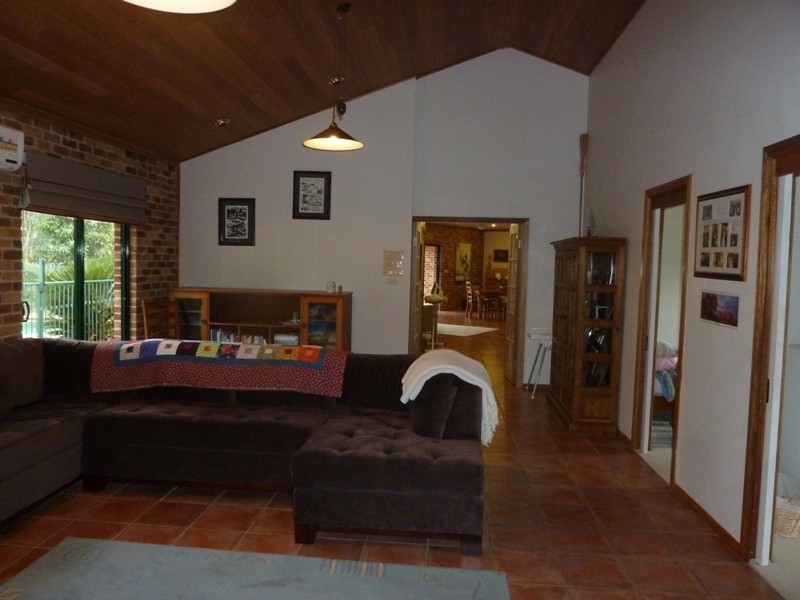 4 Eskdale Park Drive, Seaham NSW 2324