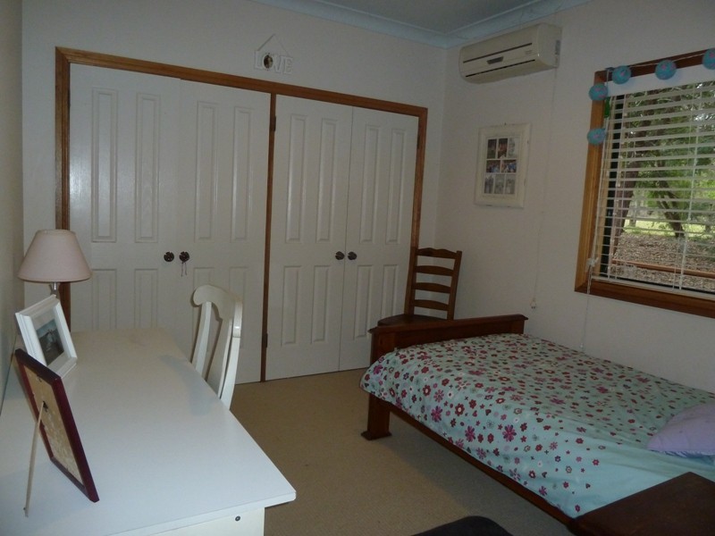 4 Eskdale Park Drive, Seaham NSW 2324