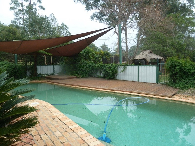 4 Eskdale Park Drive, Seaham NSW 2324