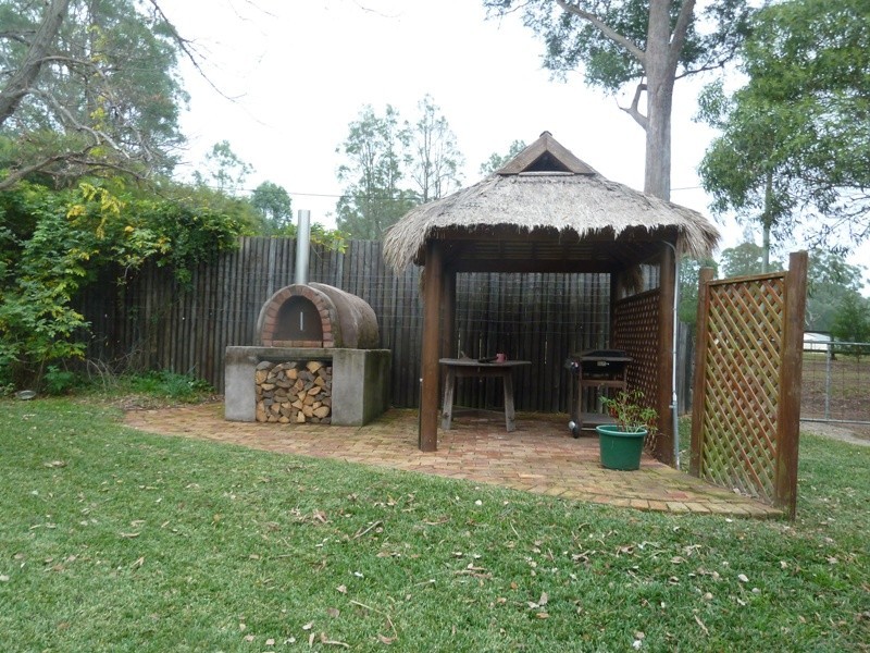 4 Eskdale Park Drive, Seaham NSW 2324