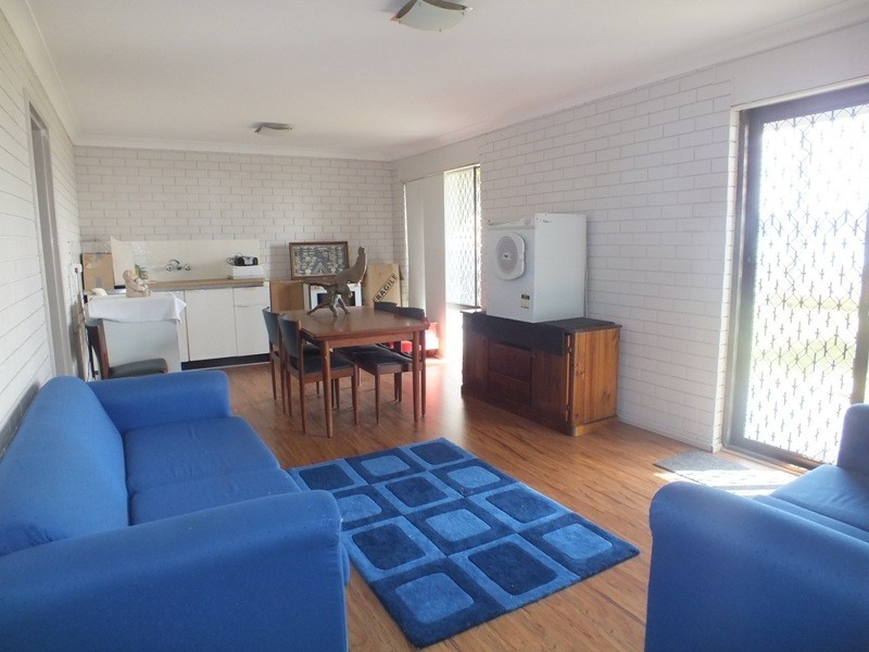 32 Peace Parade, Tanilba Bay NSW 2319