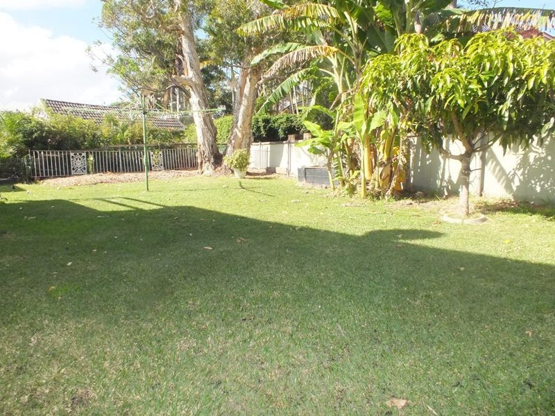 32 Peace Parade, Tanilba Bay NSW 2319