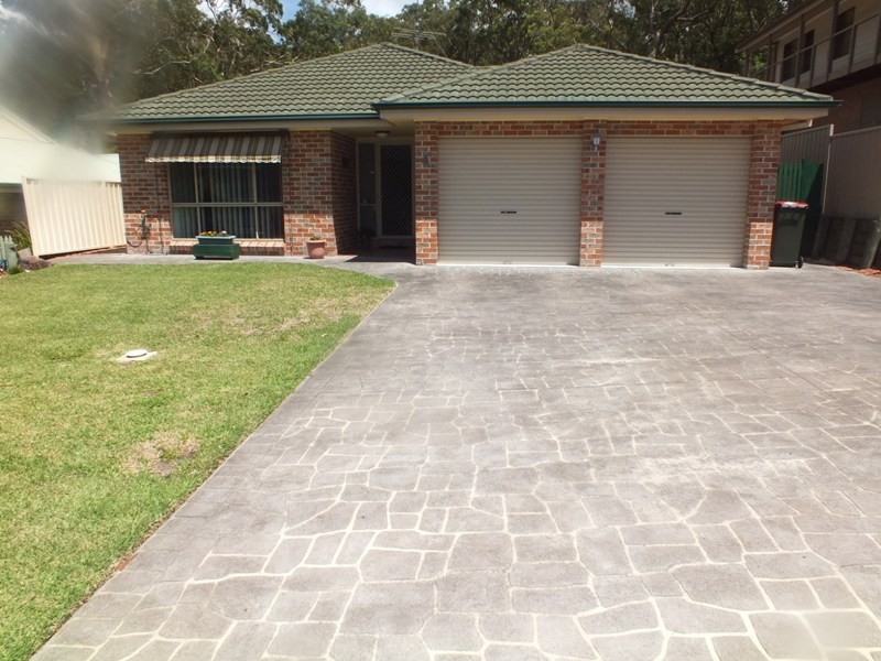 4 Torpey Avenue, Lemon Tree Passage NSW 2319