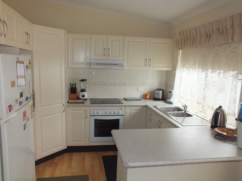 28/15 Quartersession Road, Tarro NSW 2322