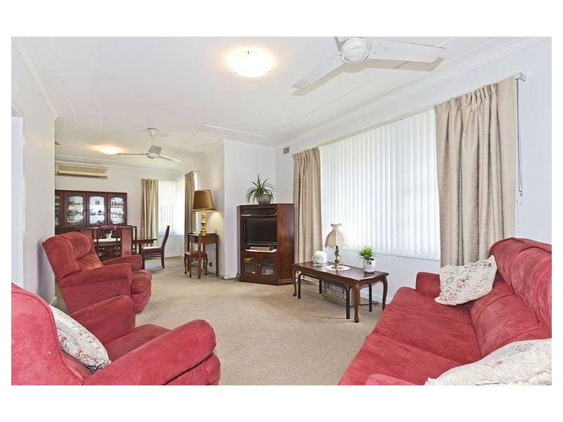 1 Grayson Avenue, Kotara NSW 2289