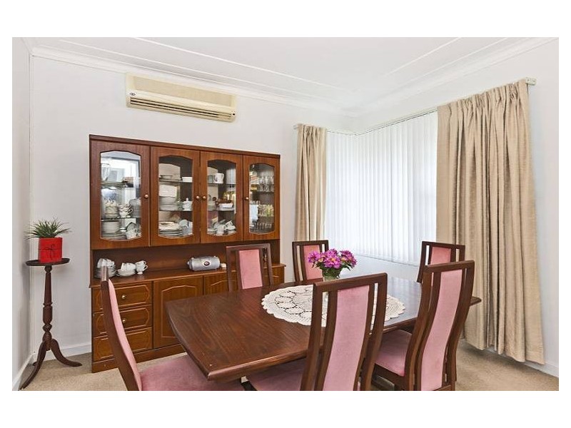 1 Grayson Avenue, Kotara NSW 2289