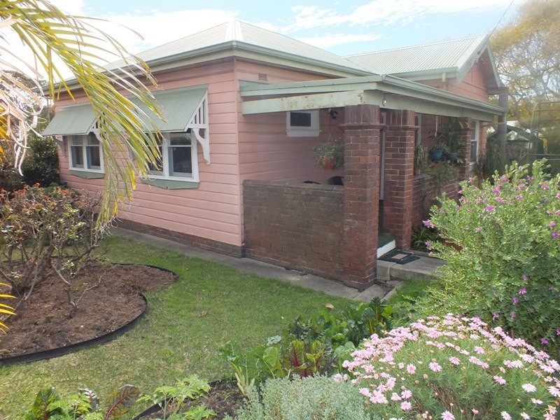 73 Georgetown Road, Georgetown NSW 2298