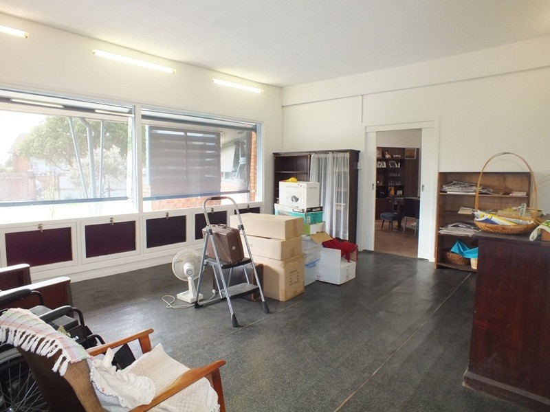6 Northern Avenue, Tarro NSW 2322