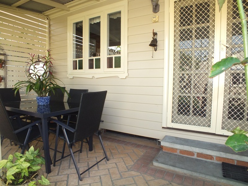 49 Sunderland Street, Mayfield NSW 2304