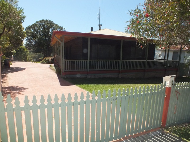 24 Mort Street, Shortland NSW 2307