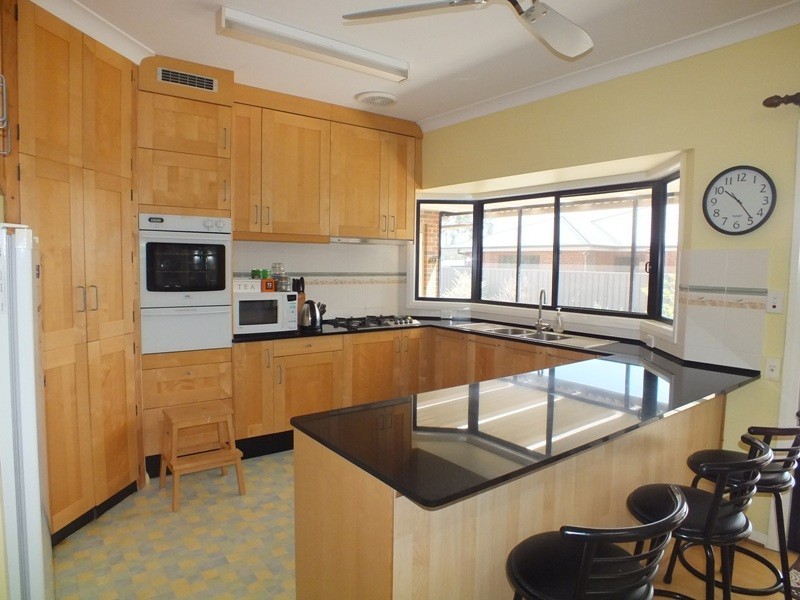 38 Sassin Crescent, Medowie NSW 2318