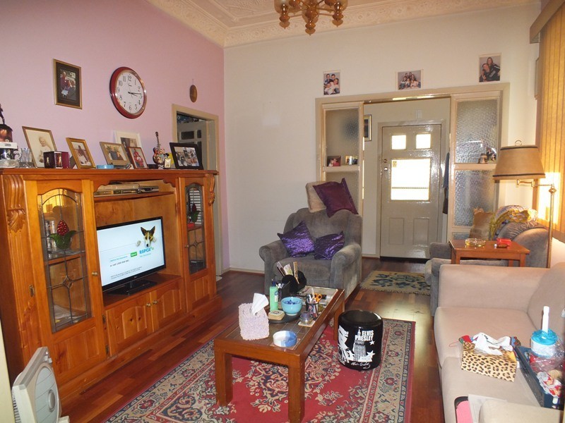 82 Sunderland Street, Mayfield NSW 2304