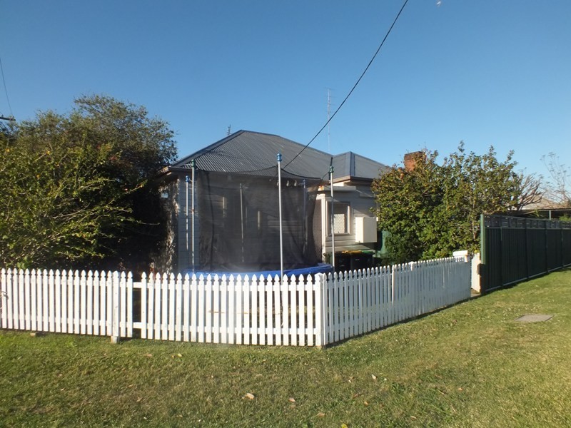 429 Pacific Highway, Belmont NSW 2280