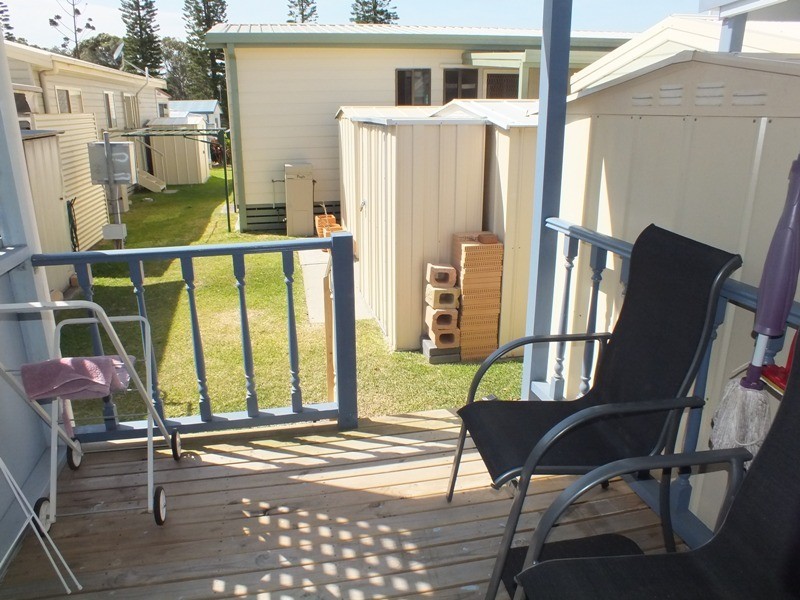 24/1a Kalaroo Road, Redhead NSW 2290