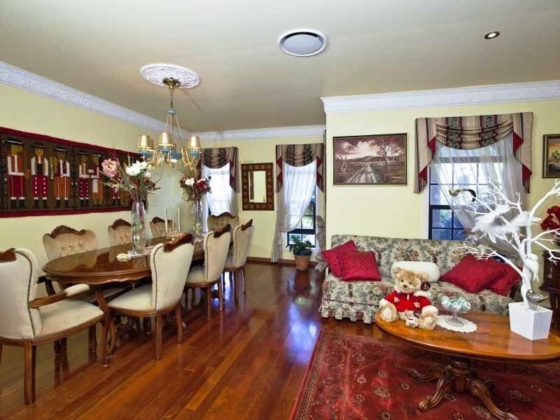 13 Aberglasslyn Lane, Aberglasslyn NSW 2320