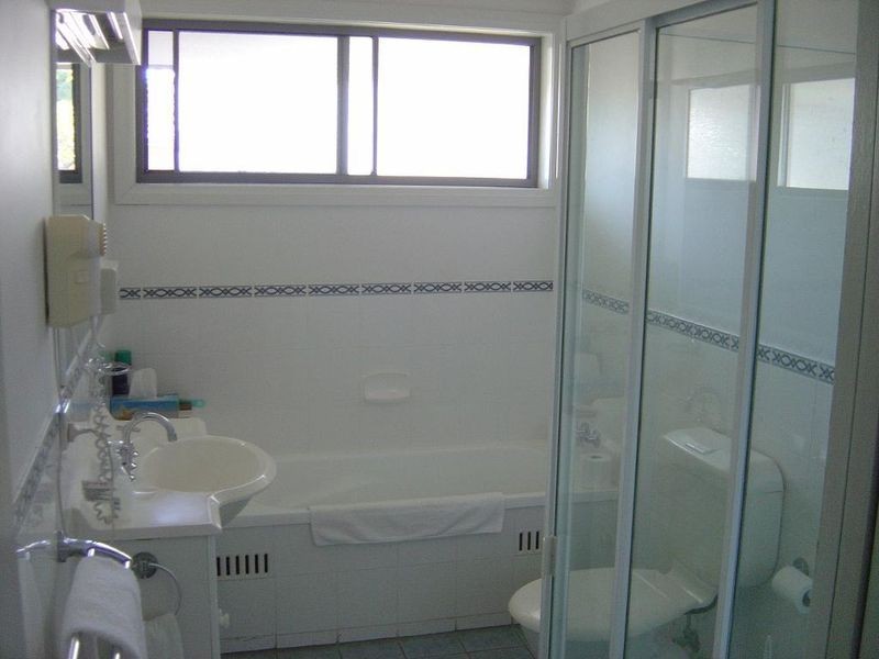 51 Kingfisher Cr, Cams Wharf NSW 2281