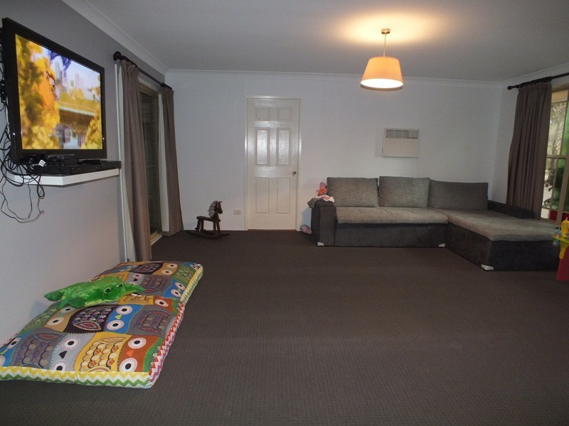 56 Hillview Road, East Branxton NSW 2335