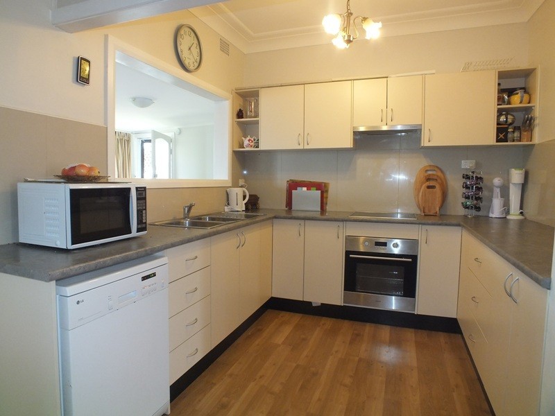 17 Wollombi Road, Rutherford NSW 2320