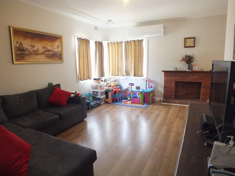 17 Wollombi Road, Rutherford NSW 2320