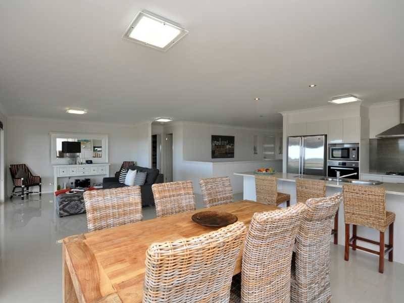 42 James Leslie Drive, Gillieston Heights NSW 2321