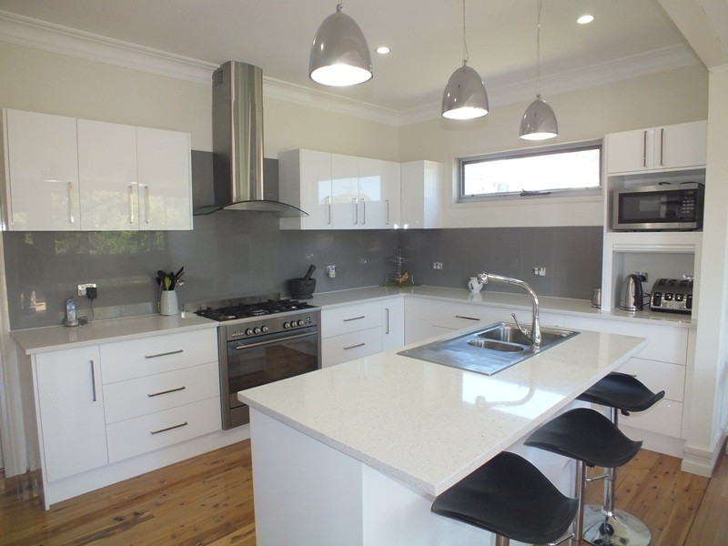 10 Gregson Ave, Mayfield NSW 2304