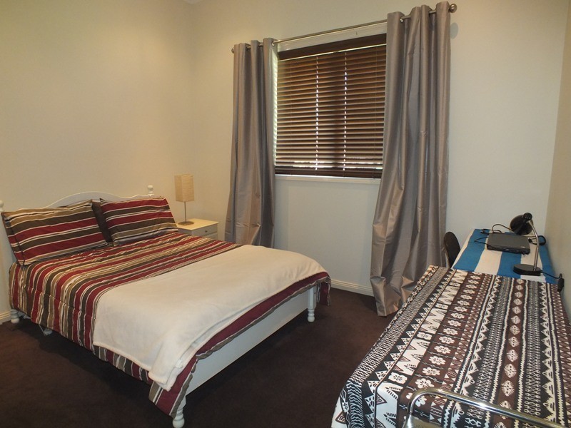 10 Gregson Ave, Mayfield NSW 2304