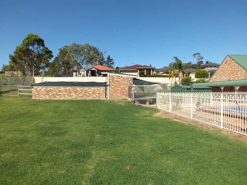 5 Florabelle Close, Mount Hutton NSW 2290