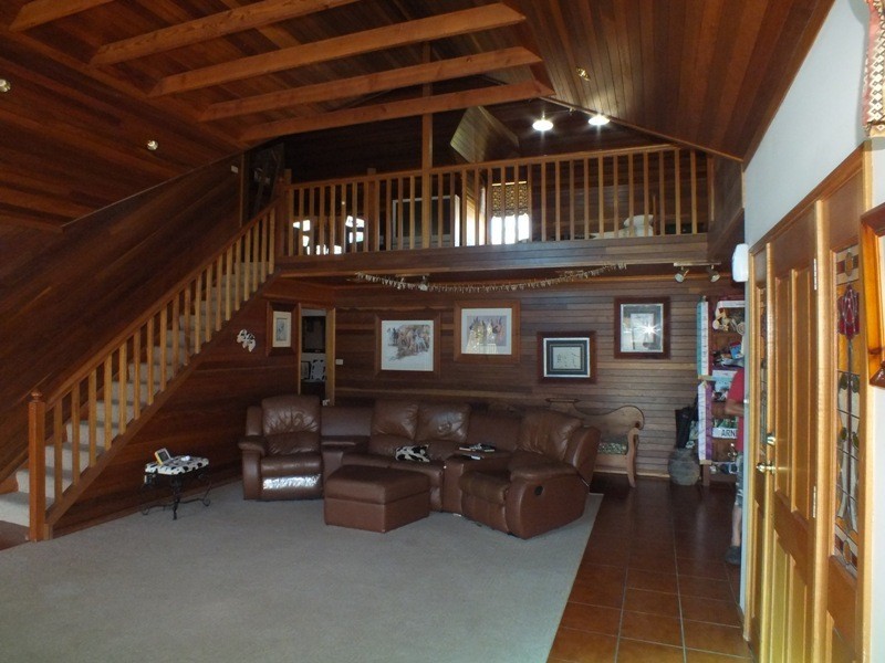 5 Florabelle Close, Mount Hutton NSW 2290