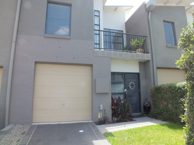 8/49 Kestrel Avenue, Shortland NSW 2307