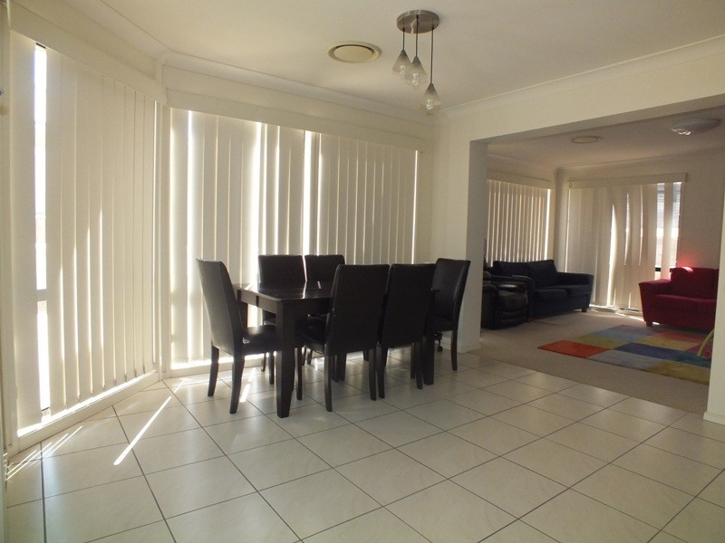 19 Lilly Pilly Drive, Maryland NSW 2287