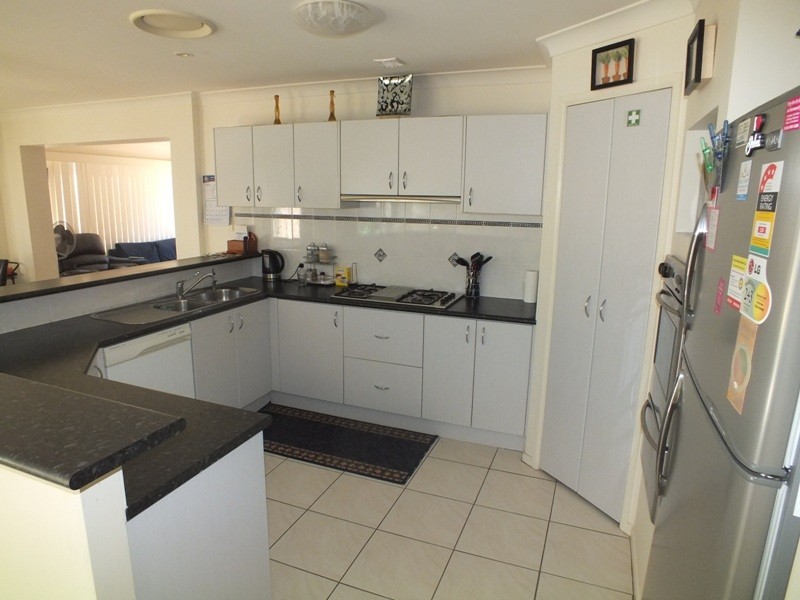 19 Lilly Pilly Drive, Maryland NSW 2287