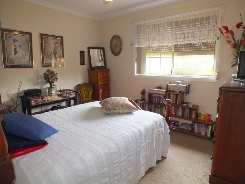 2A Harvard Close, Jesmond NSW 2299