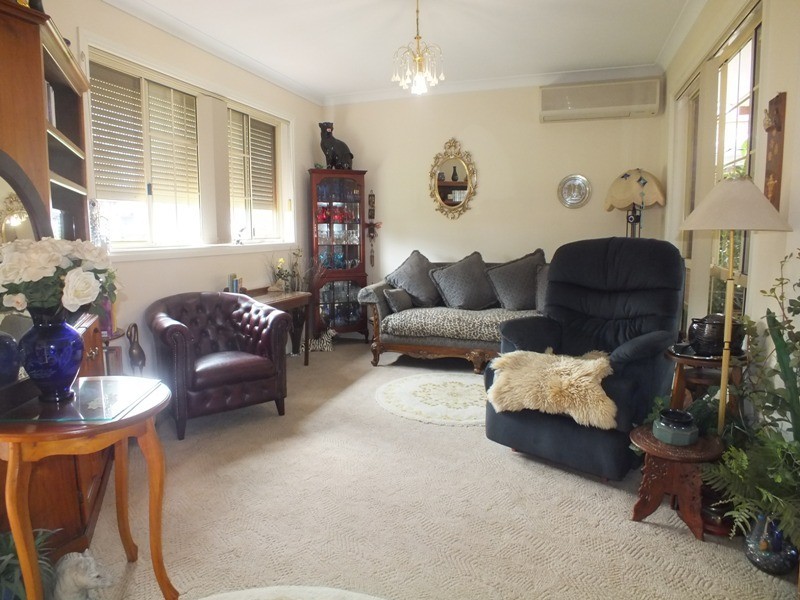 2A Harvard Close, Jesmond NSW 2299