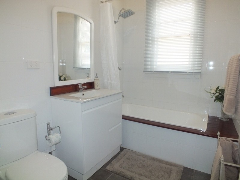 51 Tyrrell Street, Wallsend NSW 2287