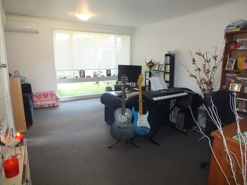 15 Corona Street, Windale NSW 2306