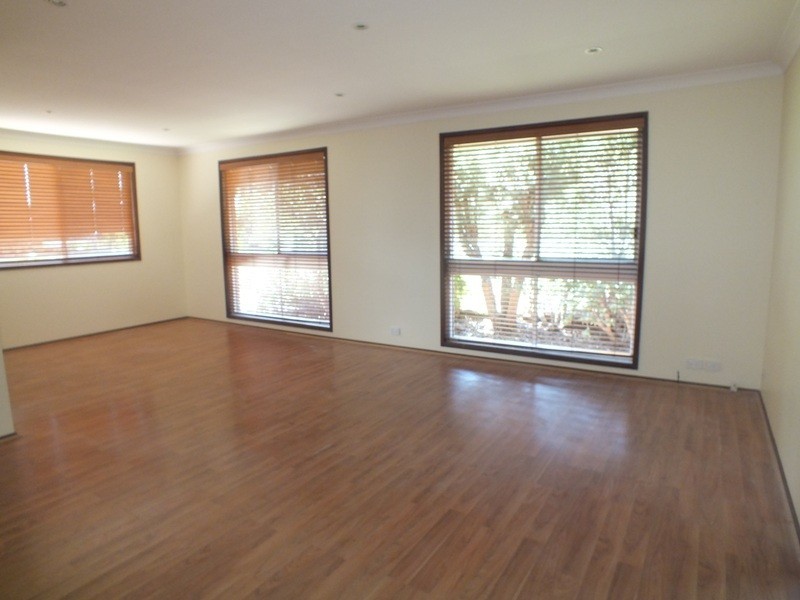 21 Clayton Crescent, Rutherford NSW 2320