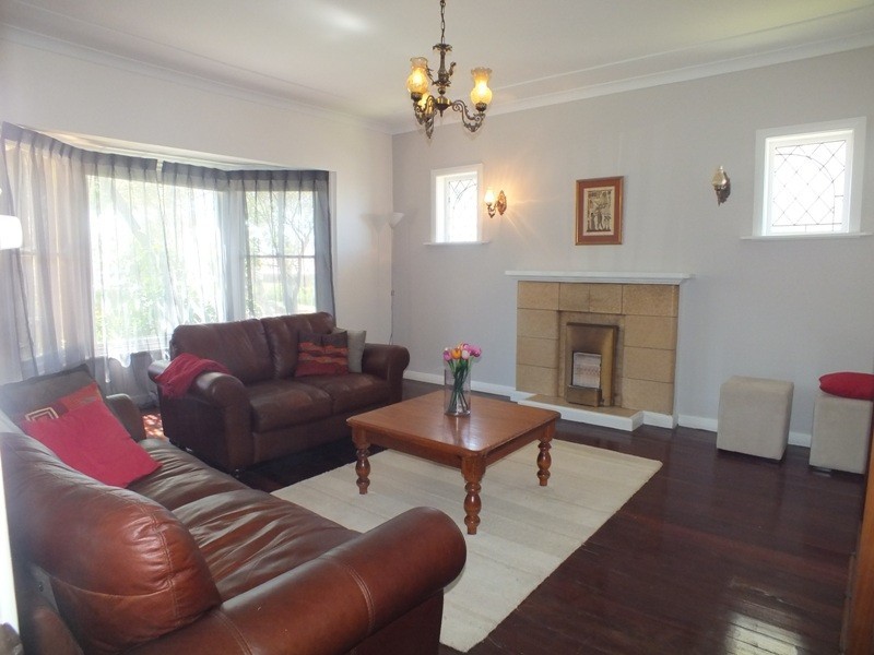 40 Bull Street, Mayfield NSW 2304