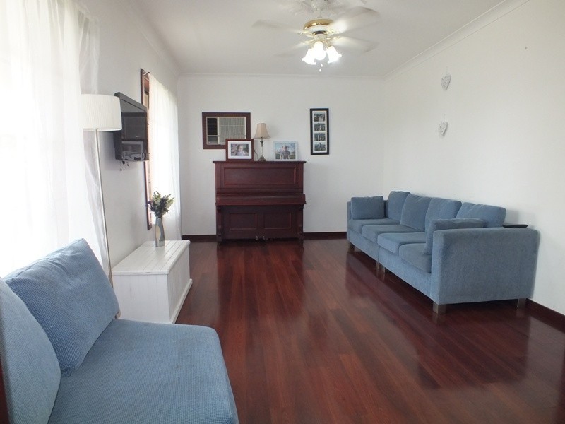 38 Church Street, East Branxton NSW 2335