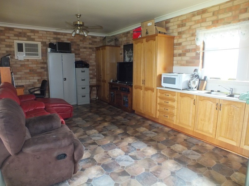 38 Church Street, East Branxton NSW 2335