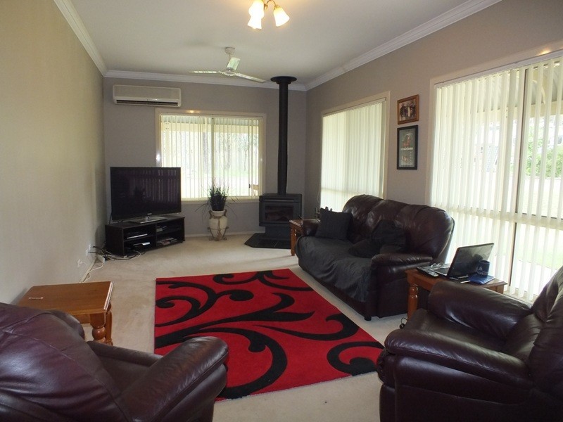 110 Brigadier Hammett Dr, Singleton NSW 2330