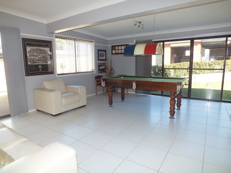 14 Queen Street, Rutherford NSW 2320