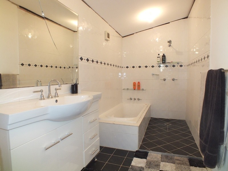 7 Sunnyside Street, Mayfield NSW 2304