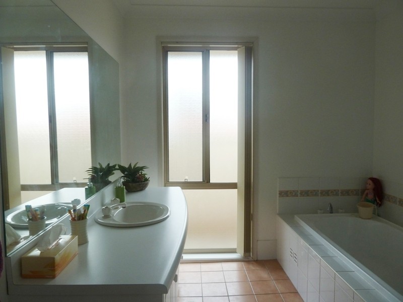 7 Wattlebird Close, Aberglasslyn NSW 2320