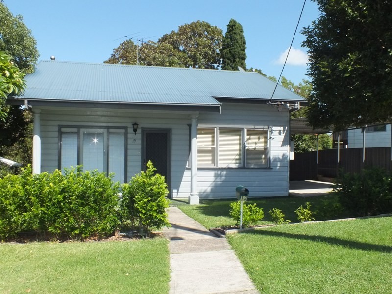 19 Glendale Drive, Glendale NSW 2285