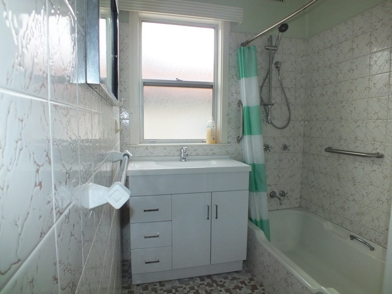 18 Villa Road, Waratah West NSW 2298