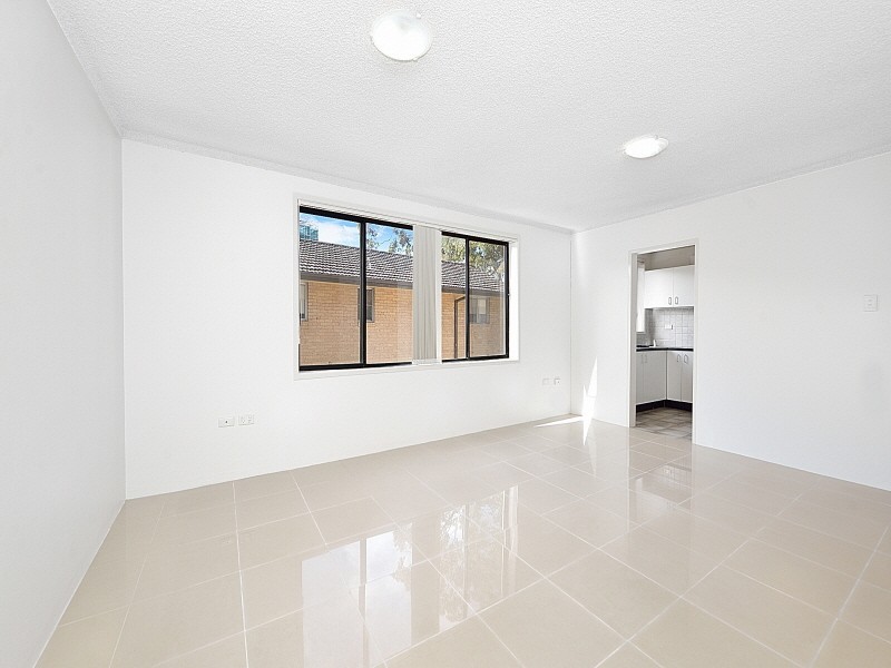 2/31 Church, Lidcombe NSW 2141