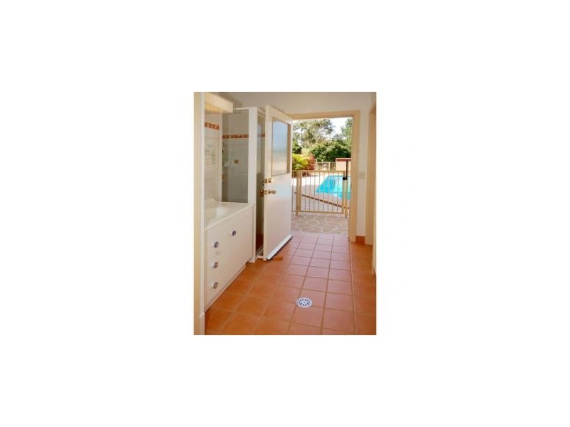 17 Gresham Drive, Woolgoolga NSW 2456