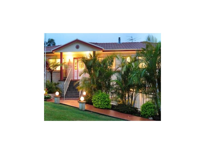 17 Gresham Drive, Woolgoolga NSW 2456