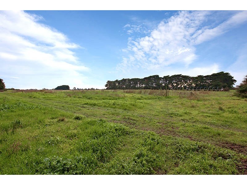 75 Fisheries Road, Devon Meadows VIC 3977
